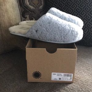 Ugg Pearle curly cue slipper